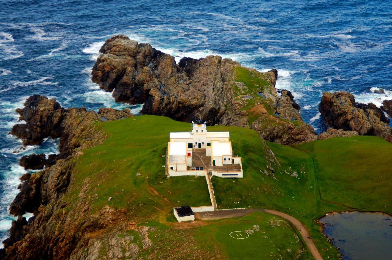 Strathy Point Lighthouse Apartment Exterior photo